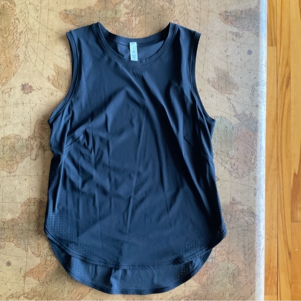 lululemon High Neck split Hem Run Tank - Picture 3 of 8